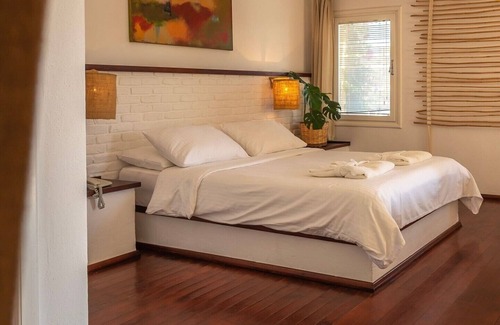 Yalikavak Bed & Breakfast | Charming 1-bedroom bed & breakfast with AC, WiFi in lovely Bodrum