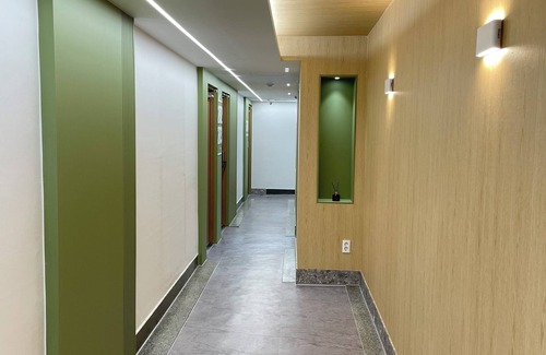 Jung-gu House | Charming 1-bedroom building in lovely Busan with WiFinThere is a large bed