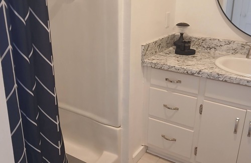 Holly Pond Cottage | Charming 1-bedroom cottage in Holly Pond with AC, WiFi