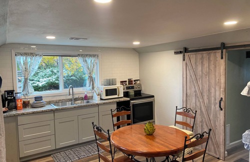 Arvada Cottage | Charming 1-bedroom cottage in enchanting Arvada with AC, WiFi