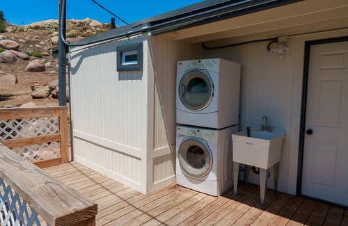 Ramona Cottage | Charming 1-bedroom cottage with WiFi and AC in Ramona
