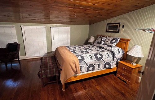 Lexington Other | Charming 1-bedroom farm guesthouse in Lexington with WiFi and AC