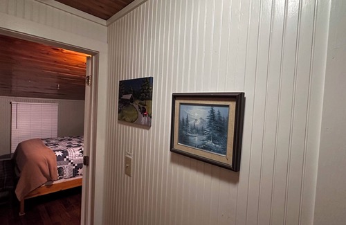 Lexington Other | Charming 1-bedroom farm guesthouse in Lexington with WiFi and AC