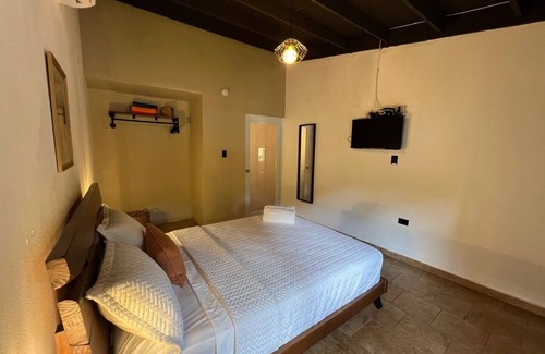 Adjuntas Hotel | Charming 1-bedroom hotel with AC, WiFi in gorgeous Garzas Ward, Adjuntas