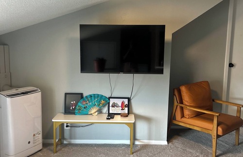 Brentwood-Darlington House | Charming 1-bedroom house with WiFi and AC in beautiful Portland