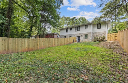 Atlanta House | Charming 1-bedroom house in superb Atlanta with WiFi, AC and washer and dryer.