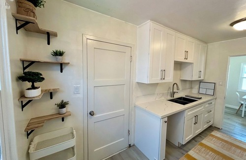 Somis House | Charming 1-bedroom house in delightful Somis with WiFi, AC