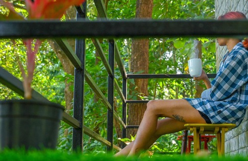 Arambol House | Charming 1-bedroom Private Balcony house with Beautiful Countryside view.