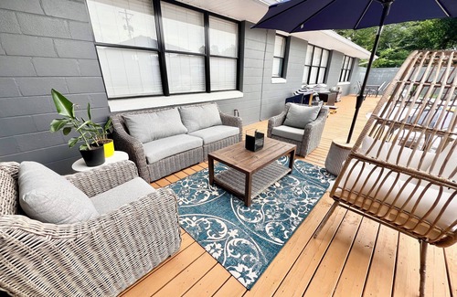 Waynesboro Apartment | Charming 1-bedroom studio in Waynesboro with WiFi, AC & Pool!
