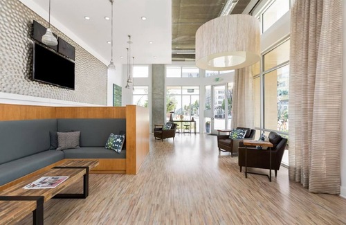 Charlotte Apartment | Charming 1-bedroom unit - steps from restaurants, entertainment and light rail