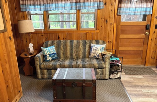 Park Rapids Cabin | Charming 1-bedroom cabin in wonderful Park Rapids with AC & WIFI. includes Dock.