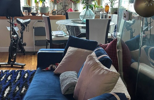 Canarsie House | Charming 1-bedroom with WiFi and central AC in Brooklyn