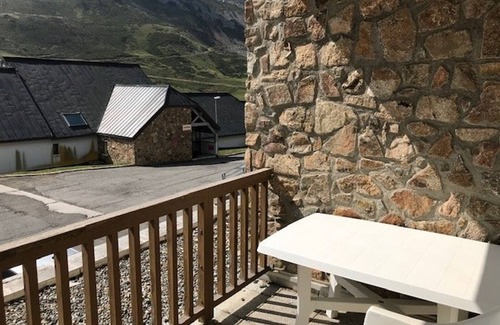 La Mongie Apartment | Charming 1-BR Apartment for 4 with Pool, Fitness Room and Covered Parking