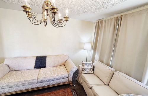 El Cerrito House | ✨ Charming 1-BR Home ✨ Sleeps 4 🛏️ in ♥️ of El Cerrito Minutes from Dining 🍽️