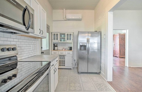 Historic District Cottage | Charming 100-year-old Home < 1 Mi to Downtown