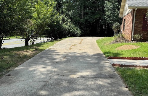 Alpharetta House | Charming 2-bed/2bath in DT Alpharetta with BBQ, Firepit, Foosball, Basketball.