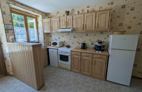 Forcey Cottage | Charming 2-Bed Gîte with Pool on 3-Hectare Farm with Pets
