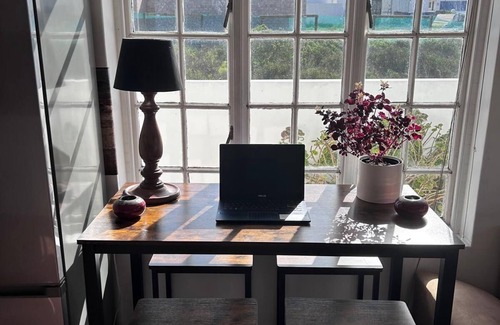 Stompneusbaai Cottage | Charming 2-bedroom cottage in enchanting St Helena Bay-Sandy Cheeks at the Beach