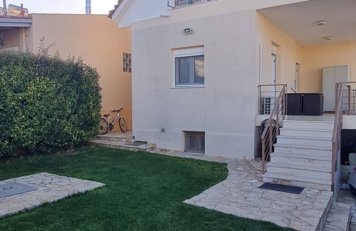 Spata-Artemida House | Charming 2-bedroom house with WiFi, AC in enjoyable Artemida -Athens
