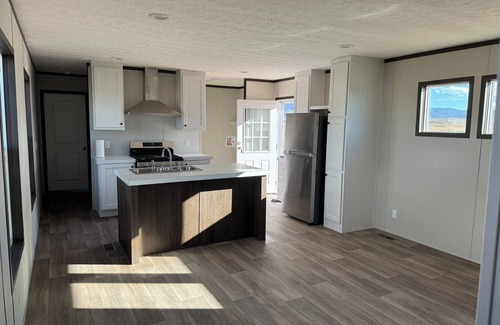 Taos House | Charming 2-bedroom mobile home in Ranchos de Taos with WiFi