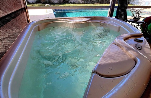 Port Charlotte - Charlotte Harbor House | Charming 2-bedroom house in beautiful Port Charlotte with Pool, Hot tub, & WiFi