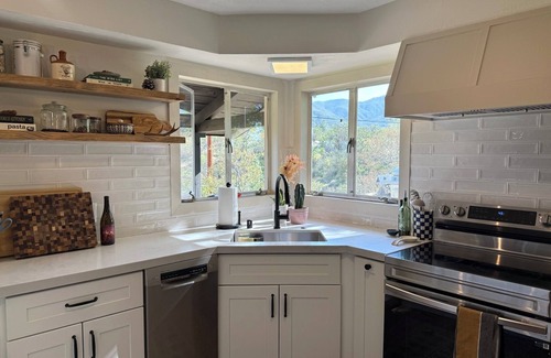 Warner Springs House | Charming 2 bedroom house - mountain views, AC, close to vineyards