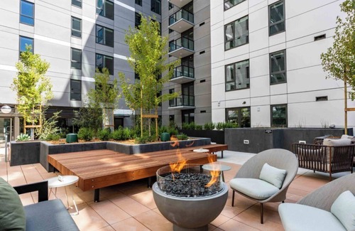 Tenderloin Apartment | Charming 2-bedroom apartment with AC, WiFi in brilliant San Francisco