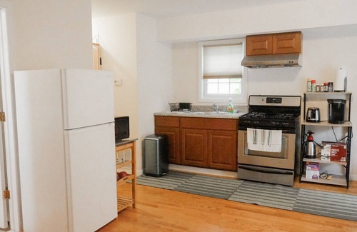 Scotch Plains House | Charming 2-bedroom Apartment with AC and WiFi in fabulous Scotch Plains