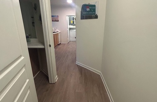 Charlotte Apartment | Charming 2-bedroom/2 Bath Apartment Near UNC Charlotte
