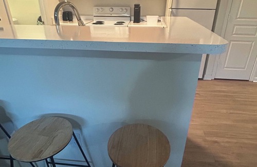 Charlotte Apartment | Charming 2-bedroom/2 Bath Apartment Near UNC Charlotte