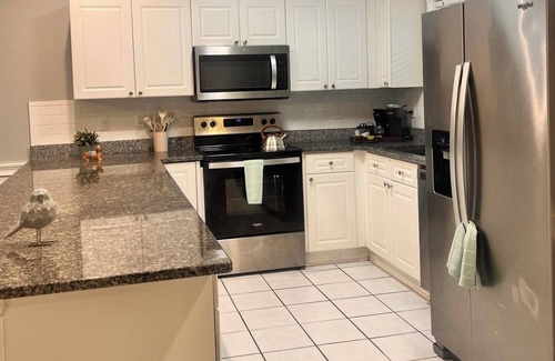 Charlotte Apartment | Charming 2-bedroom apartment in lovely Charlotte with WiFi, and work space.