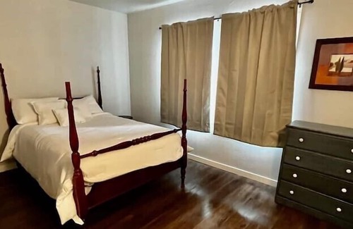 Manitowoc Apartment | Charming 2 Bedroom Apt in Manitowoc!