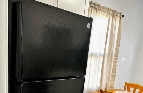 Manitowoc Apartment | Charming 2 Bedroom Apt in Manitowoc!