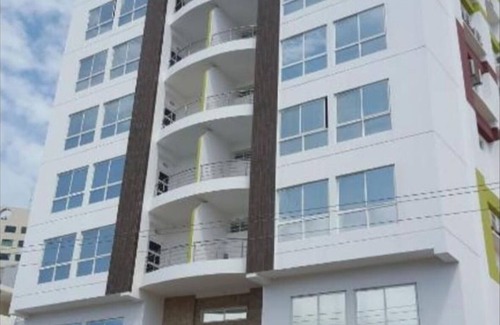 Salinas Apartment | Charming 2-bedroom apartment with AC, WiFi in delightful Salinas