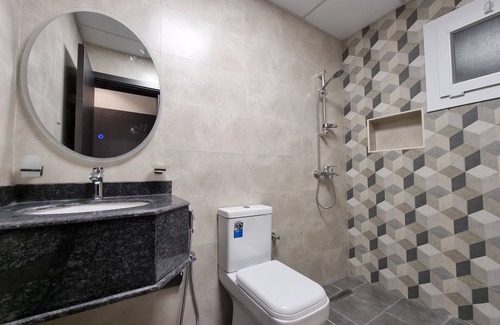 Salalah Apartment | Charming 2-bedroom apartment with WiFi, fitness room in peaceful Salalah