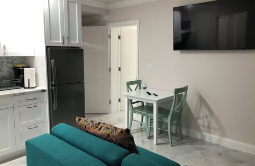Nassau Apartment | Charming 2-bedroom apartment with WiFi, AC in marvelous Nassau