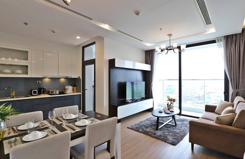 Ngoc Khanh Apartment | Charming 2 bedroom apartment in vinhomes metropolis
