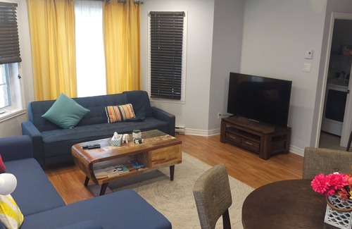 Laval Apartment | Charming 2-bedroom apartment with WiFi, AC in peaceful Laval
