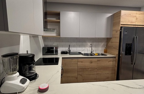 La Carolina Apartment | Charming 2-bedroom apartment in fabulous Quito with fitness room, WiFi