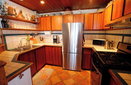 Lubbers Quarters Cay Cottage | Charming 2-bedroom beachside cottage with plunge pool in quaint Elbow Cay
