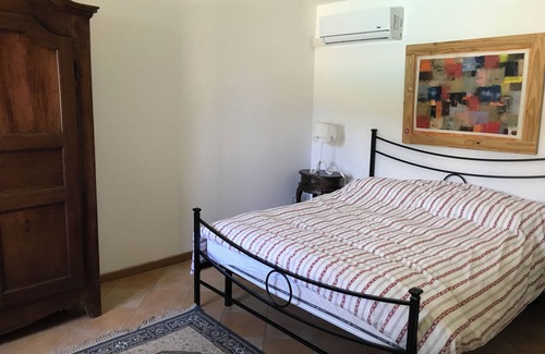 Mogliano Ski Chalet | Charming 2-bedroom chalet in marvelous San Pietro with WiFi, AC
