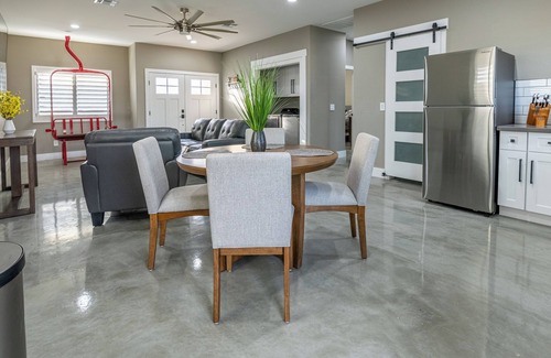 Buckeye House | Charming 2-bedroom casita, private backyard with grill, putting green,cornhole