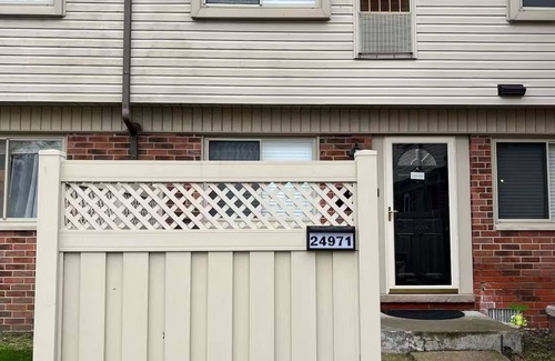 Flat Rock Condo | Charming 2-bedroom condo in fantastic Flat Rock with WiFi, AC