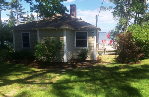 Owls Head Cottage | Charming 2-bedroom cottage in serene Owls Head with a fabulous ocean view.