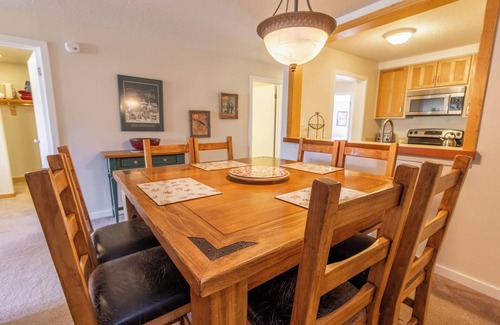 Keystone Condo | Charming 2-bedroom condo in brilliant Keystone with views and shuttle