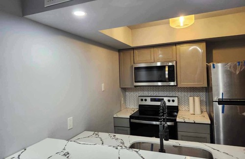 LaPlace Condo | Charming 2-bedroom condo in LaPlace with WiFi and AC