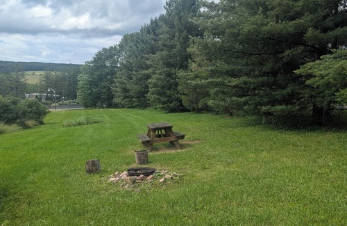 McHenry Condo | Charming 2-bedroom condo in McHenry Close To Lake Activities and Ski Resort