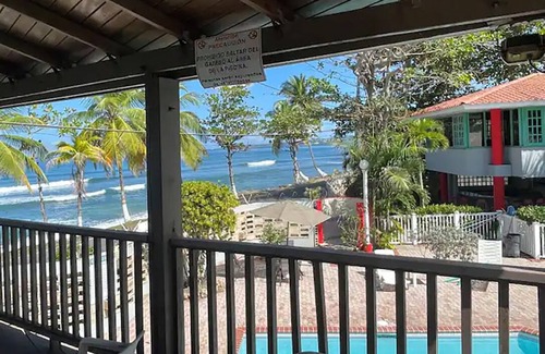 Guaniquilla Condo | Charming 2-bedroom condo with WiFi, AC in amazing tropical Aguada, Puerto Rico