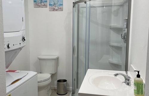 Hoonah Condo | Charming 2-bedroom condo near Hoonah harbor. full kitchen, sleeps 5 with WiFi.