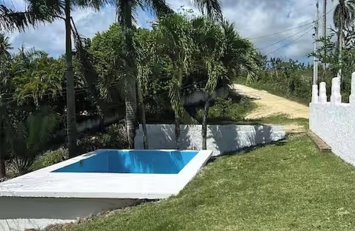 Barrio Santa Lucia House | Charming 2-bedroom house with WiFi, AC in fabulous Río San Juan